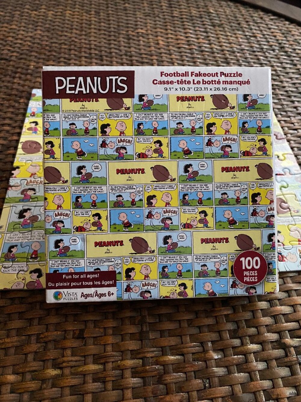 Peanuts Football Fakeout Charlie Brown Lucy 100 Piece Jigsaw Puzzle Vista